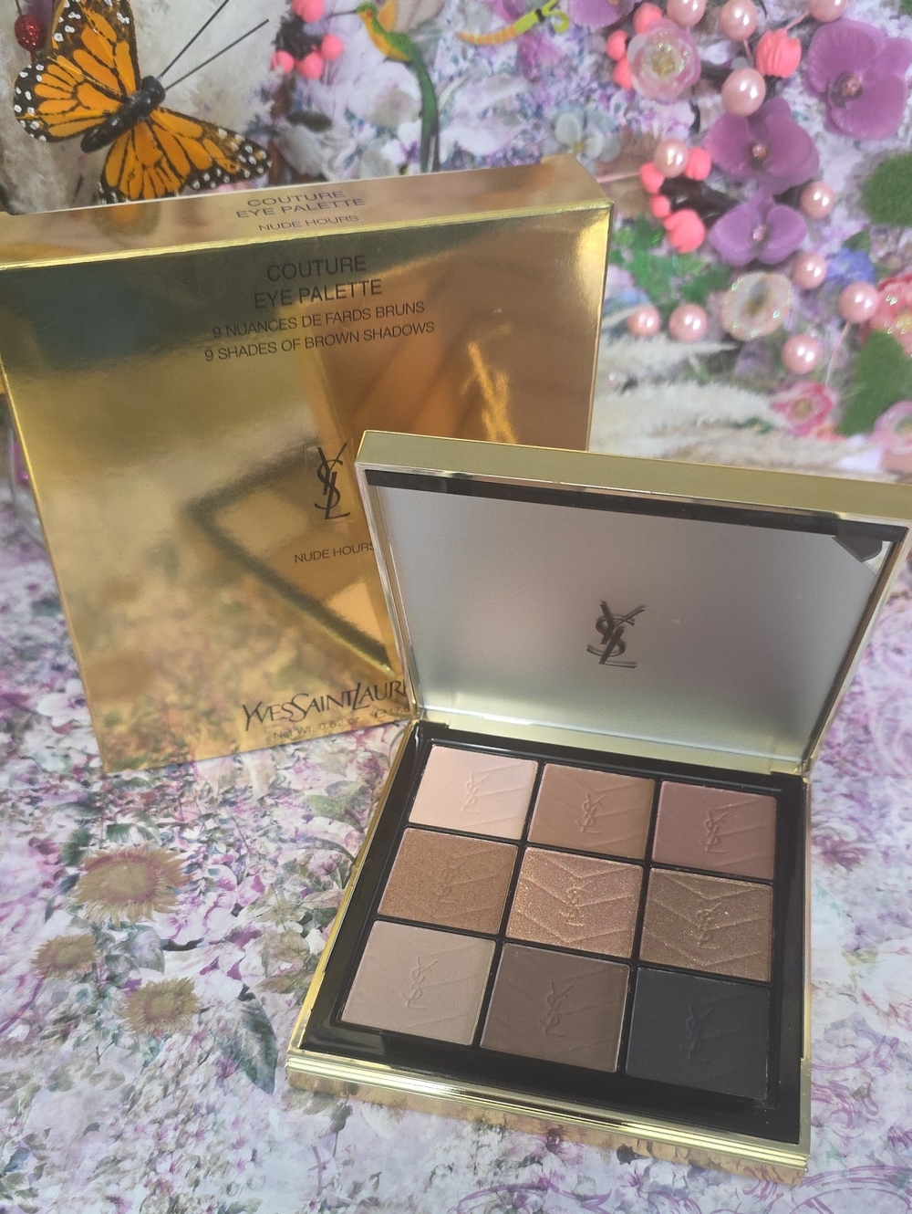 Yves Saint Laurent Nude Hours & Brown Eyeshadow Palette in Gold Compact